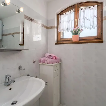 Livija 4 Apartment