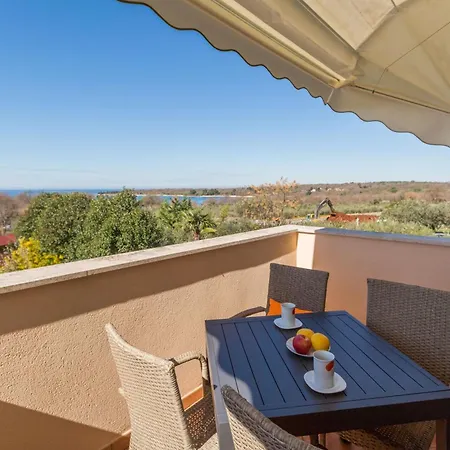 Apartment Livija 4 Poreč